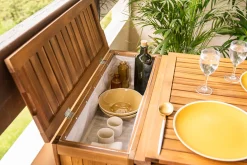 Hot Miliboo Conjunto de 2 sillas plegables y 1 mesa de balcón abatible con almacenaje de madera maciza PRADO