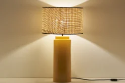 Store Miliboo Lámpara de mesa de cerámica esmaltada amarilla con pantalla de rafia BERRO