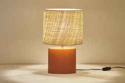 Outlet Miliboo Lámpara de mesa de cerámica terracota mate con pantalla de rafia natural 40 cm TIGA