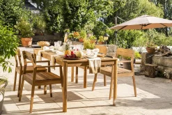 Discount Miliboo Mesa de jardín rectangular de madera maciza 180 cm AKIS