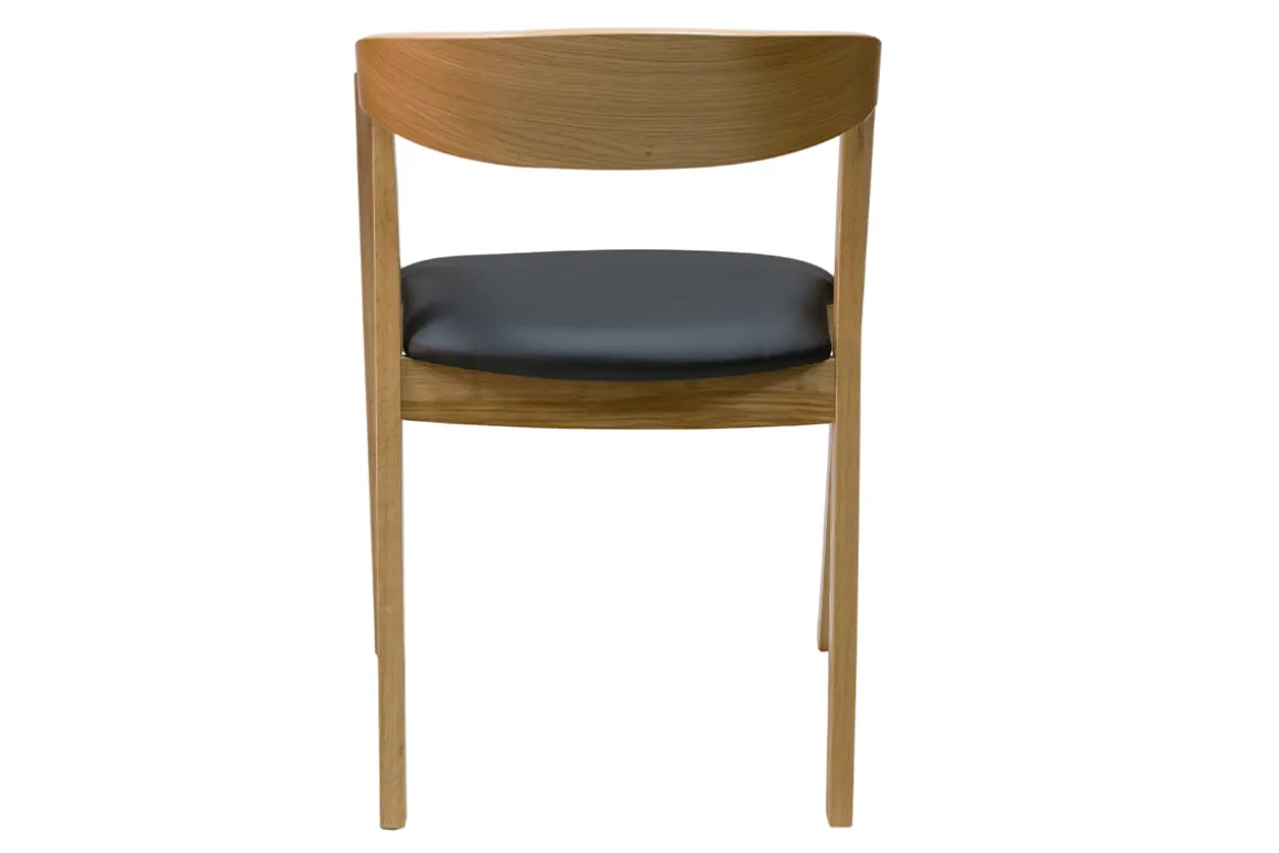 Cheap Miliboo Set de 2 sillas nórdicas apilables de madera clara de roble macizo y asiento negro LOVA