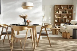 Cheap Miliboo Set de 2 sillas nórdicas apilables de madera clara de roble macizo y asiento negro LOVA