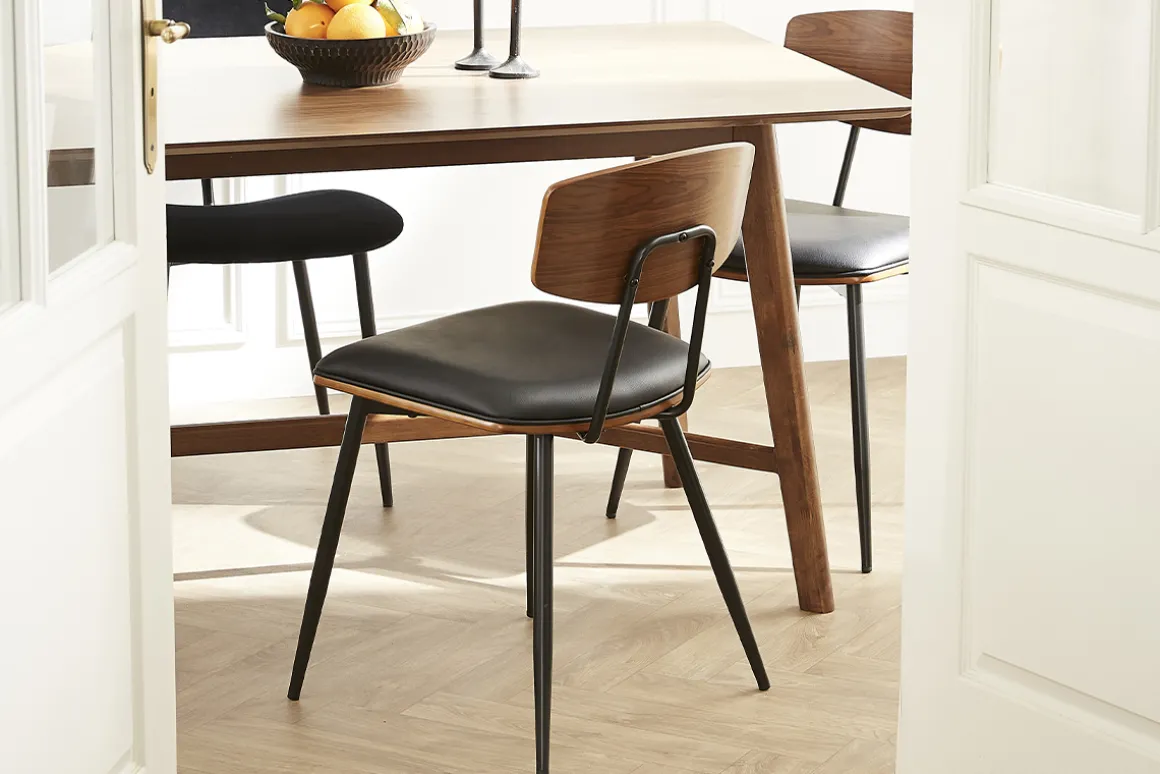 Sale Miliboo Set de 2 sillas vintage de madera de nogal oscuro con asiento negro y metal negro JOLINE
