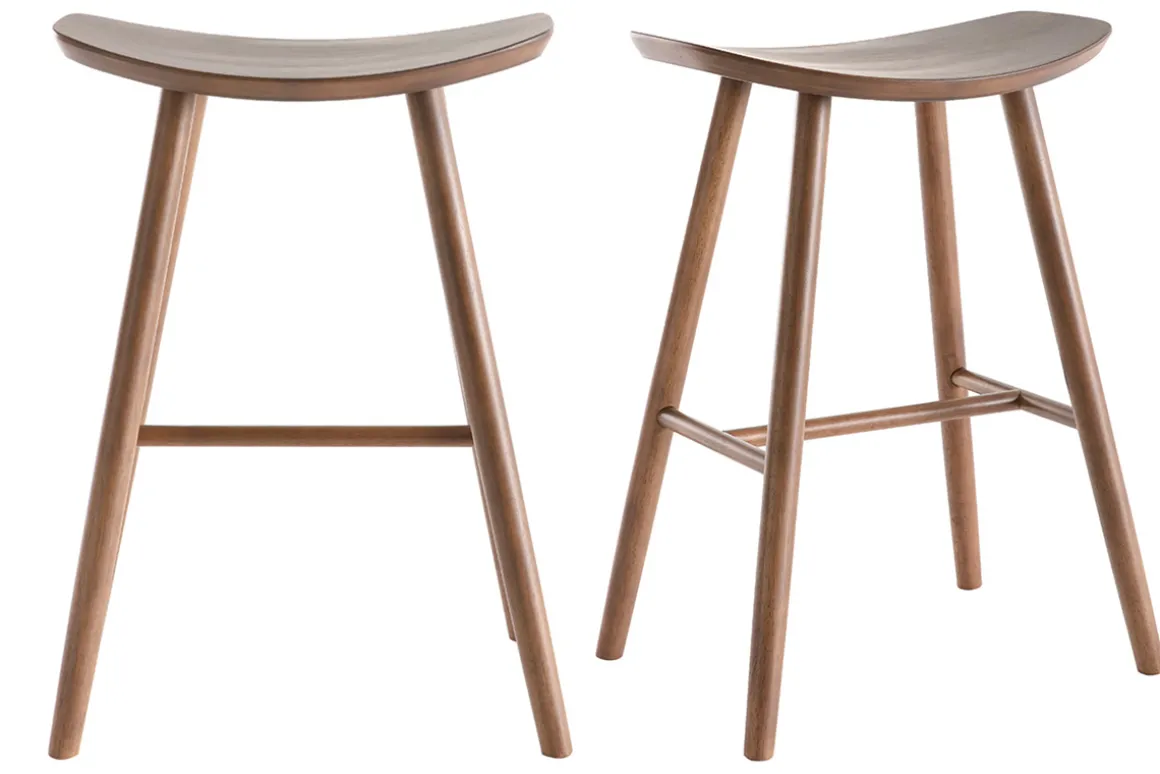 Shop Miliboo Set de 2 taburetes de cocina de nogal 65 cm DEMORY