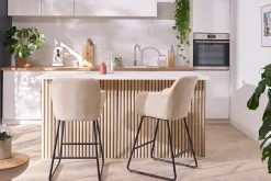 Outlet Miliboo Set de 2 taburetes de cocina de tejido efecto aterciopelado beige de 65 cm AMIKA