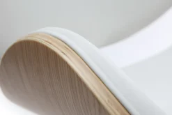 Shop Miliboo Silla de escritorio diseño PU blanco y madera clara WALNUT