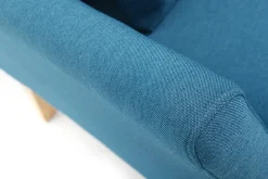 Online Miliboo Sillón nórdico azul petróleo patas madera clara OSLO