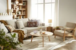 Discount Miliboo Sillón nórdico de tejido efecto aterciopelado gris claro y madera clara maciza DERRY