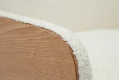 Fashion Miliboo Sofá nórdico efecto borreguillo y madera VALMY