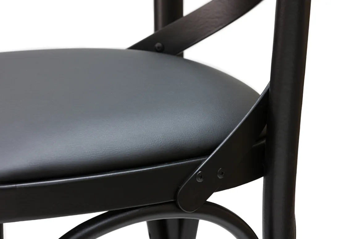 Fashion Miliboo Taburete de cocina estilo bistrot de haya maciza negra 65 cm MARCEL